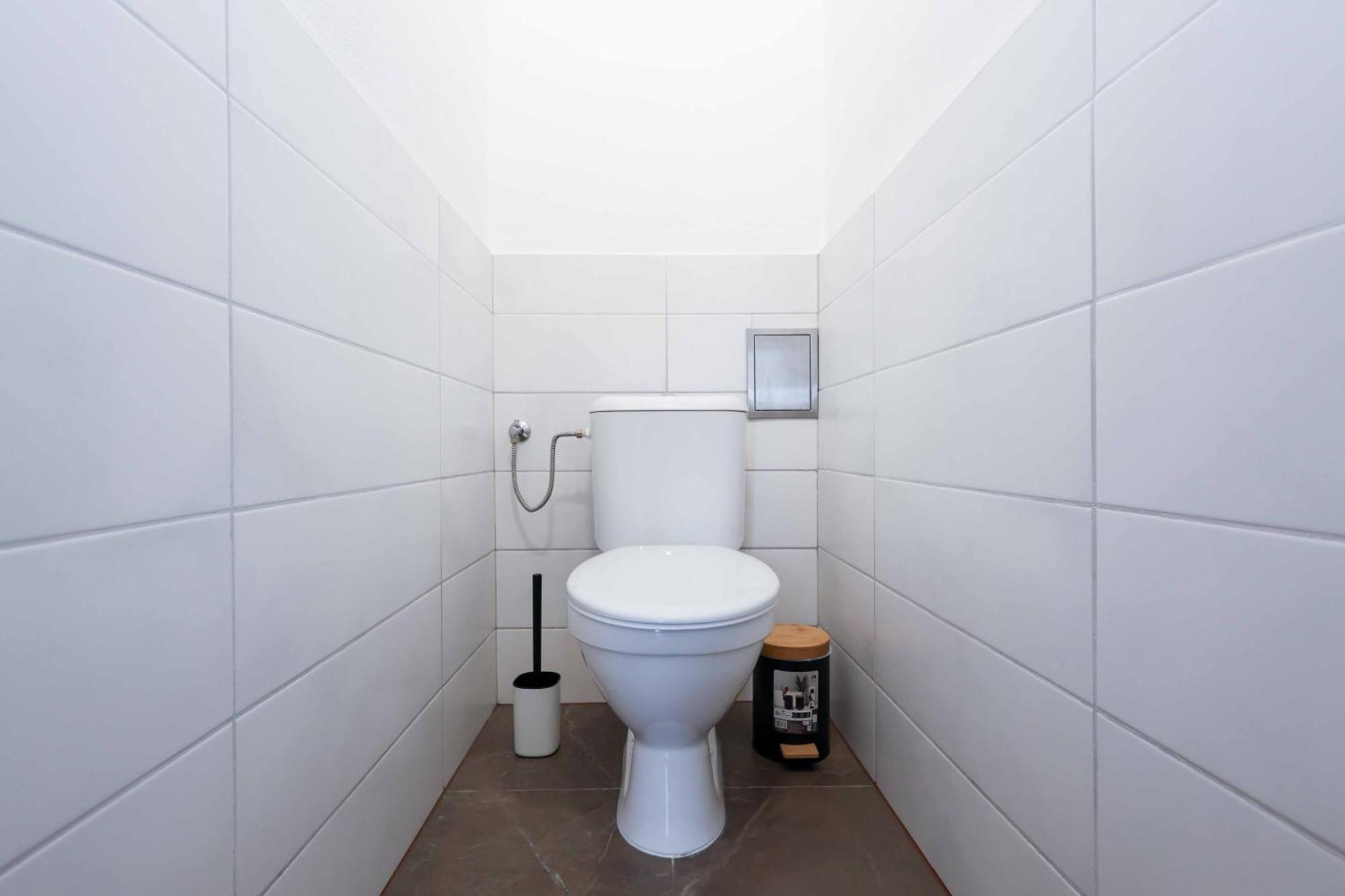 Charming Old Town Family Retreat Apartamento Bratislava Exterior foto